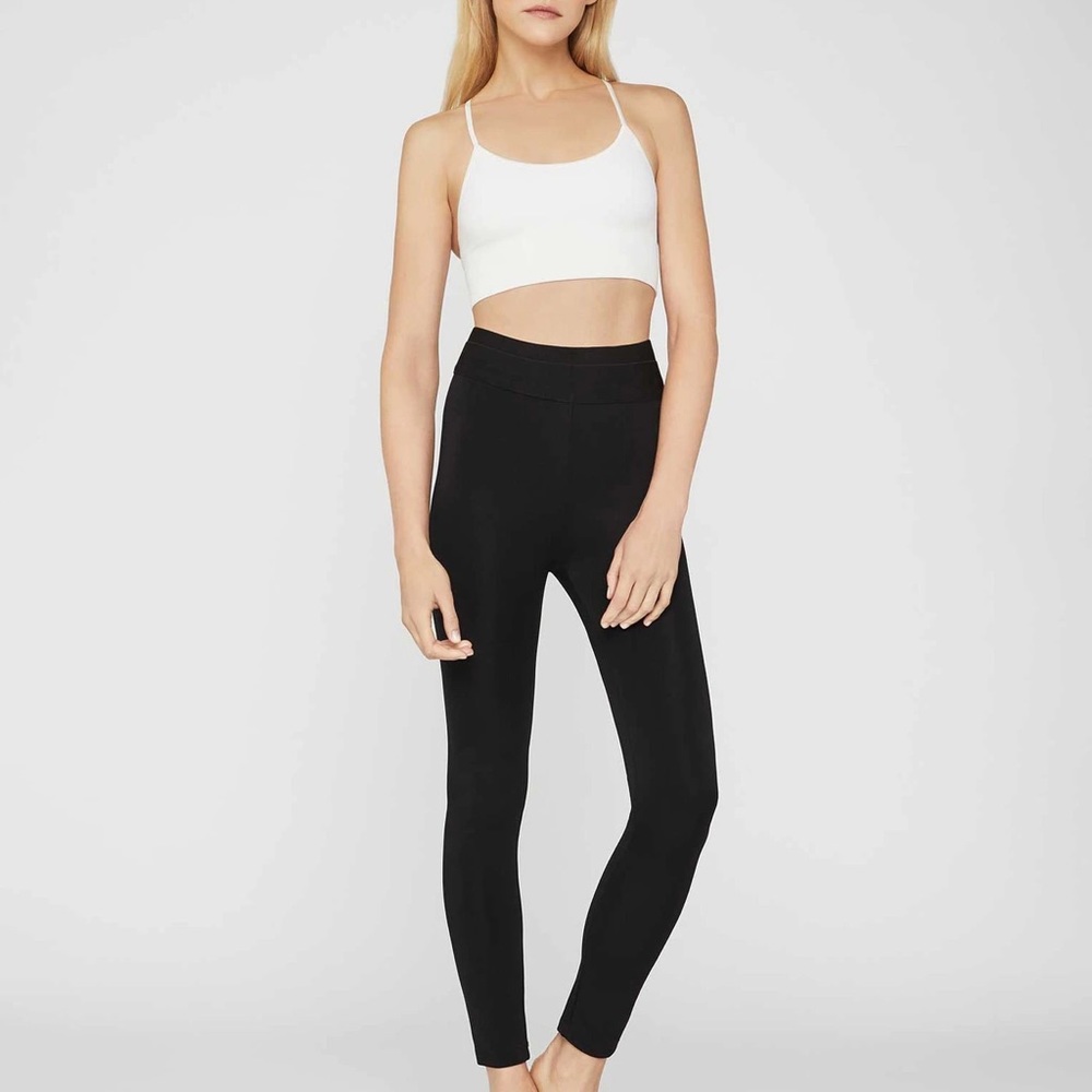 BCBG Maxazria Ribbed Black Legging